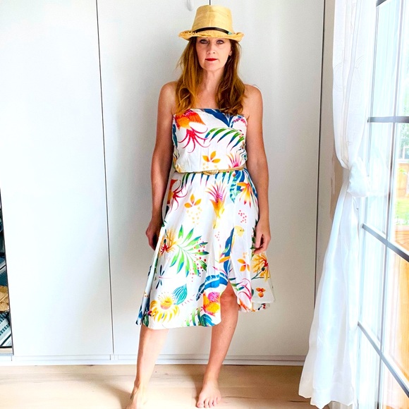 Vintage Dresses & Skirts - Vintage 70s Skirt Set Tropicals small Bird print
